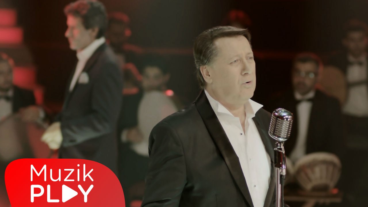 Ahmet Özhan - Ya Olduğun Gibi Görün