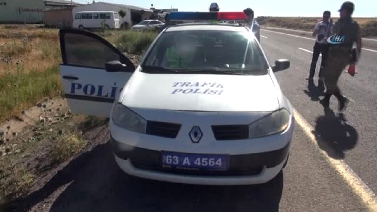 Zırhlı Polis Aracı Takla Attı: 6 Özel Harekat P...