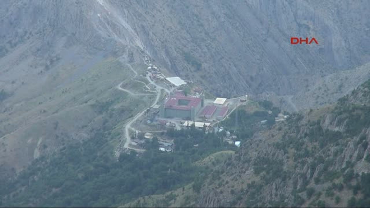 Hakkari Dağlıca Taburu'nda Asker Karavanayı Kendisi Hazırlıyor