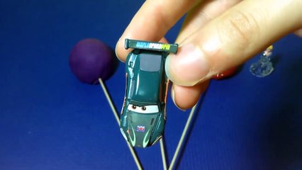 Lollipop PlayDoh Surprise Eggs Hello Kitty Disney Princesses Disney Cars-OmKnunfrLqw