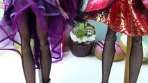 Raven Queens Mom Appears in the Mirror - Ever After High Dolls & Toys Review by Stories W