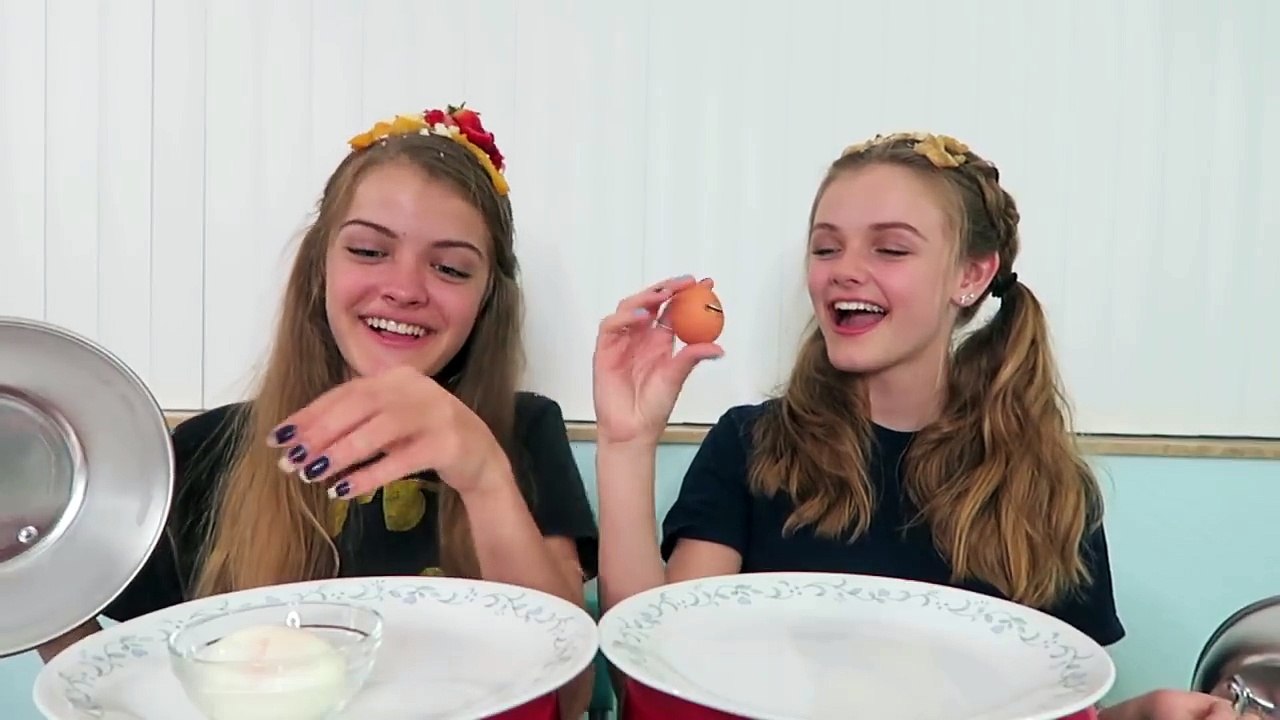 Real Food vs Squishy Food Challenge ~ Jacy and Kacy