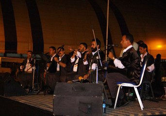 Kato'da Operasyon, Eteğinde Sıra Gecesi