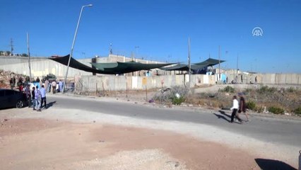 Ramazan Ayının Son Cuma Namazı Için Kalendiye'den Geçişler