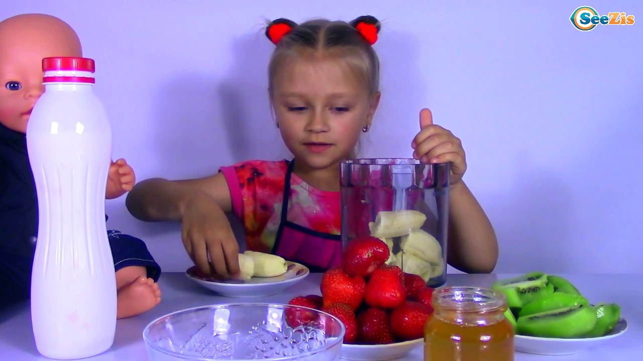 Baby Born Doll | Кукла Беби Борн и Маленький Повар Ярослава готовят волшебный Смузи Видео Для Детей
