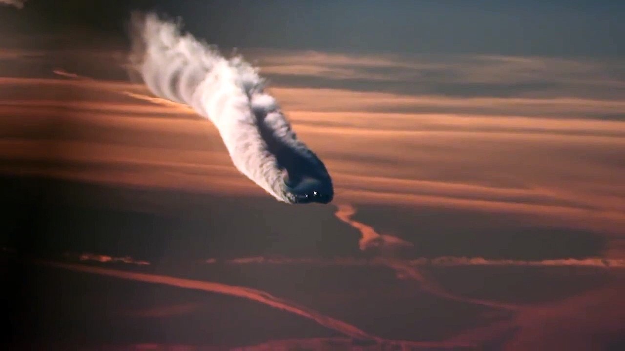 Un pilote filme un avion qui arrive droit sur lui !