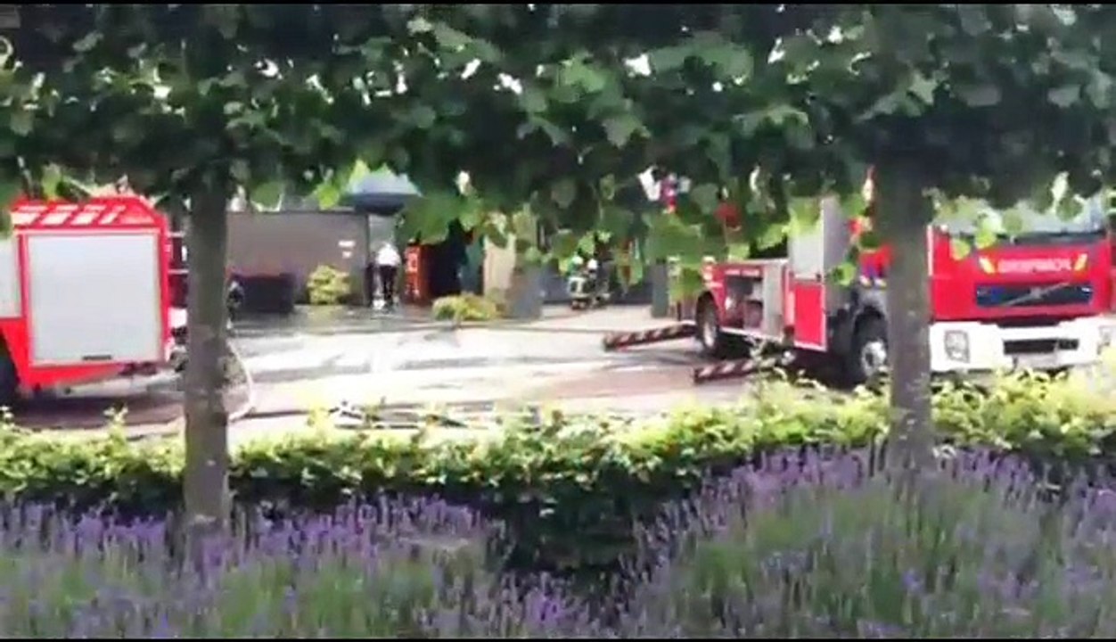 Lanquesaint: incendie place du village