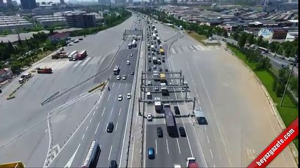 Bayram trafiği havadan görüntülendi