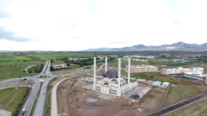 Hala Sultan Camisi, KKTC'de Simge Eser Olacak" - Havadan Görüntüleri