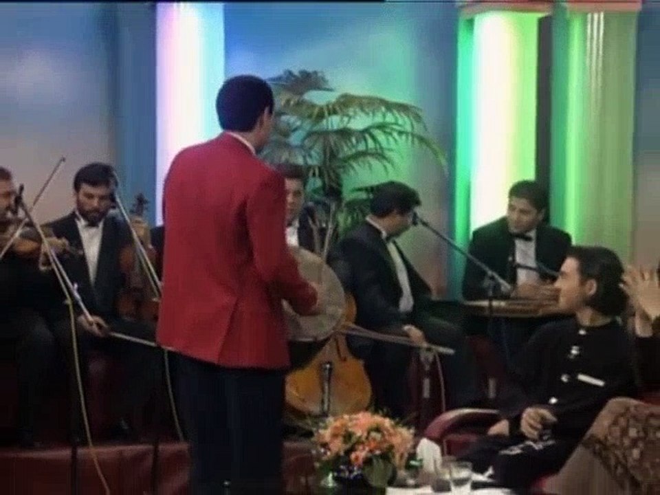 İbrahim Tatlıses'ten Davul Show
