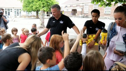 L' équipe Wanty-Groupe Gobert visite les écoles binchoisess
