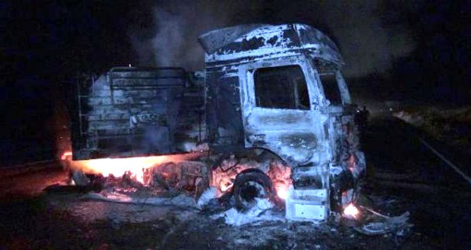 Tunceli-Pülümür Karayolu TIR ve Kamyonların Geçişlerine Kapatıldı