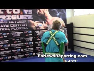 Cotto vs Canelo On The Mitts