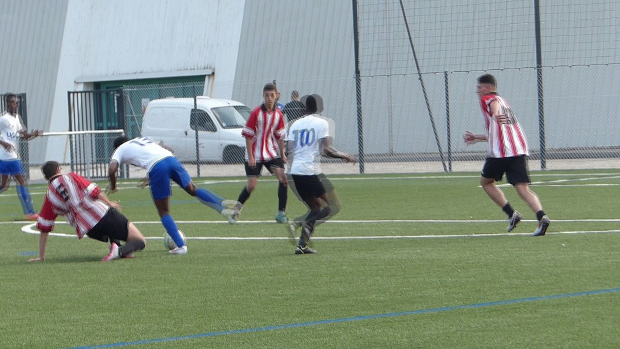 UGA LYON-DECINES (U19) - FC VAULX-EN-VELIN  MAT...