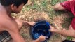 Primitive Deep Hole Crabs Trap How to A Make Deep Hole Trap for Catching Crabs (That Works