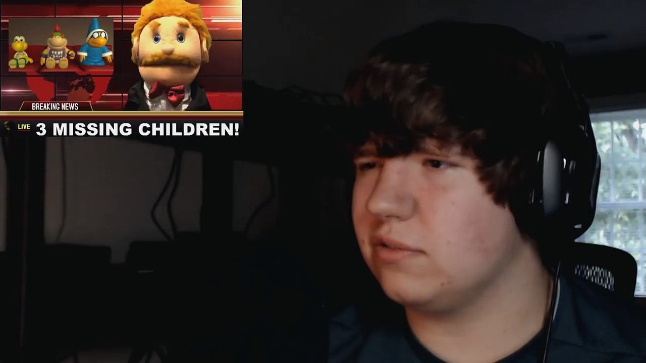 GamecubeDude300 reacts to SML Movie: Stuck!