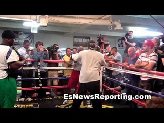 mayweather vs pacquiao mega fight shane mosley breaks it down - EsNews boxing
