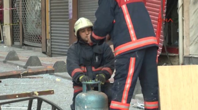 Dha İstanbul - Bakırköy'de Doğalgaz Patlaması: 1 Yaralı