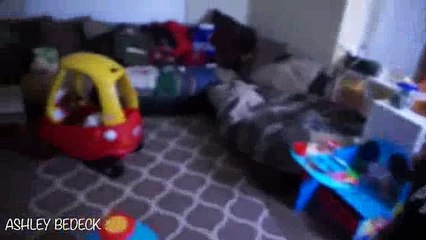 02.Lyon's Family Christmas 2016 - Home Movie - Vlogmas Day #19_clip41