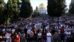 آلاف الفلسطينيين يؤدون صلاة عيد الفطر في المسجد الأقصى