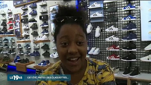 Vous trouvez les claquettes-chaussettes ringardes ? Détrompez-vous, c'est à la mode ! Regardez