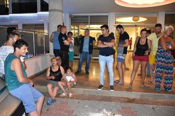 Marmaris'te Otel Kapısında Kalan Tatilciler Muhatap Bulamadı