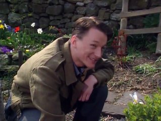 All Creatures Great And Small S07E06 Out With The New