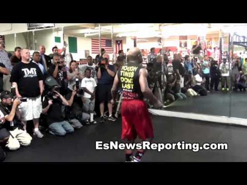 TERRY CREWS HUGE FAN OF FLOYD MAYWEATHER EsNews