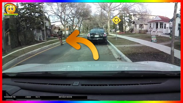 Ce skateur s'explose par terre... ni vu ni... AH SI VU !!