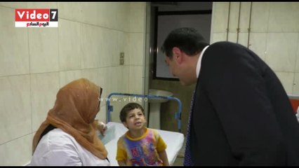 محافظ أسيوط يتفقد المستشفيات العامة ويهنئ الايتام بعيد الفطر