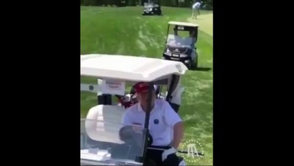 Donald Trump viole une règle trés importante dans un terrain de golf