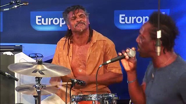 FFF chante Monkee en live dans les studios d'Europe 1