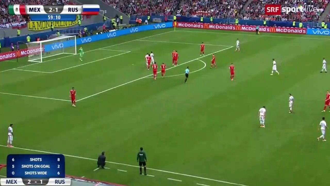 H e c t o r M o r e n o No Goal vs R u ss i a