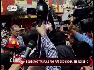 Nota - Bomberos trabajan por mas de 30 horas en incendio