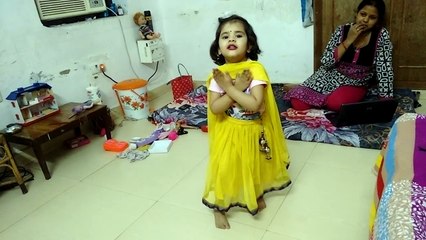3 yr girl dancing on prem ratan dhan payo