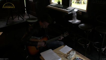 Jeroen schrijft een nieuw nummer