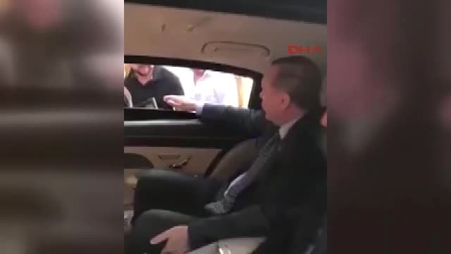 Konvoyu Durdurup Cumhurbaşkanı Erdoğan'ı Iftara Davet Etti