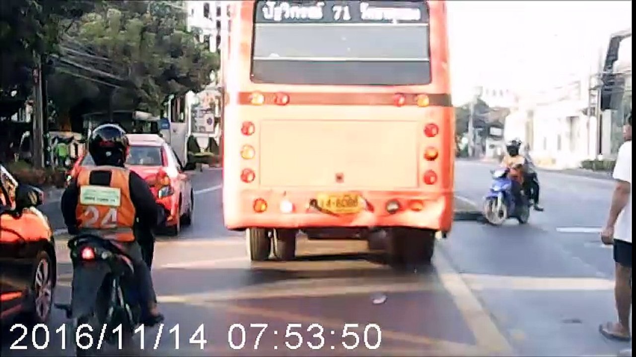 World's Worst Bus Driver Banned After Shocking Dashcam Clip