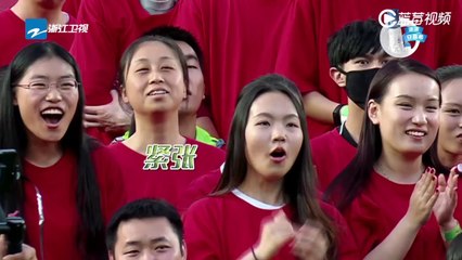 【花絮】“足球小将”鹿晗上线 快看小哥哥颠球啦《奔跑吧》Keep Running EP.11 20170623 [ 浙江卫视官方HD ]