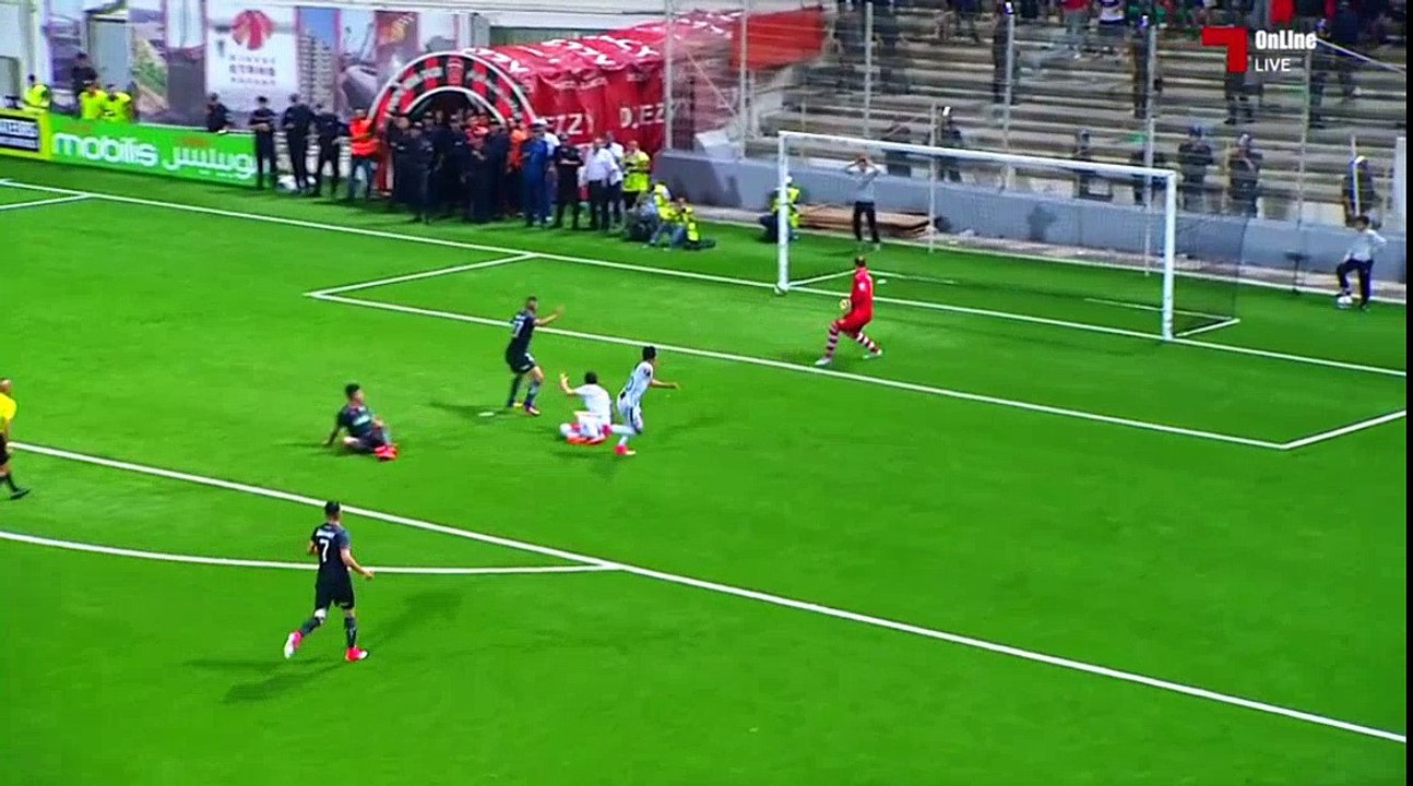 Coupe d'Algérie : MCA 2-3 ESS