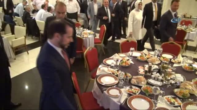 Bakan Berat Albayrak: 15 Temmuz'a Birileri Kontrollü Darbe Diyorsa, ya Bu Darbenin İçindedir, ya...