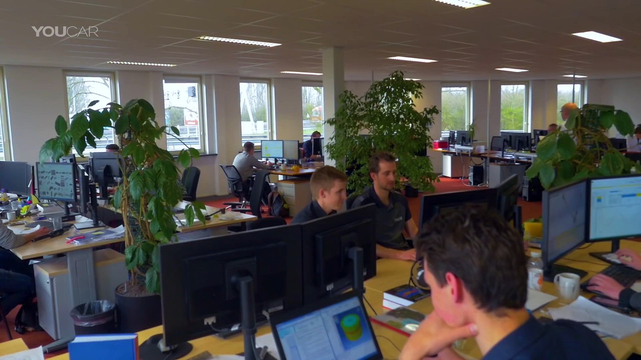 Flying Car – PAL-V Liberty 2018 – World First Flying Car on Sale (1080p_25fps_H264-128kbit_AAC)