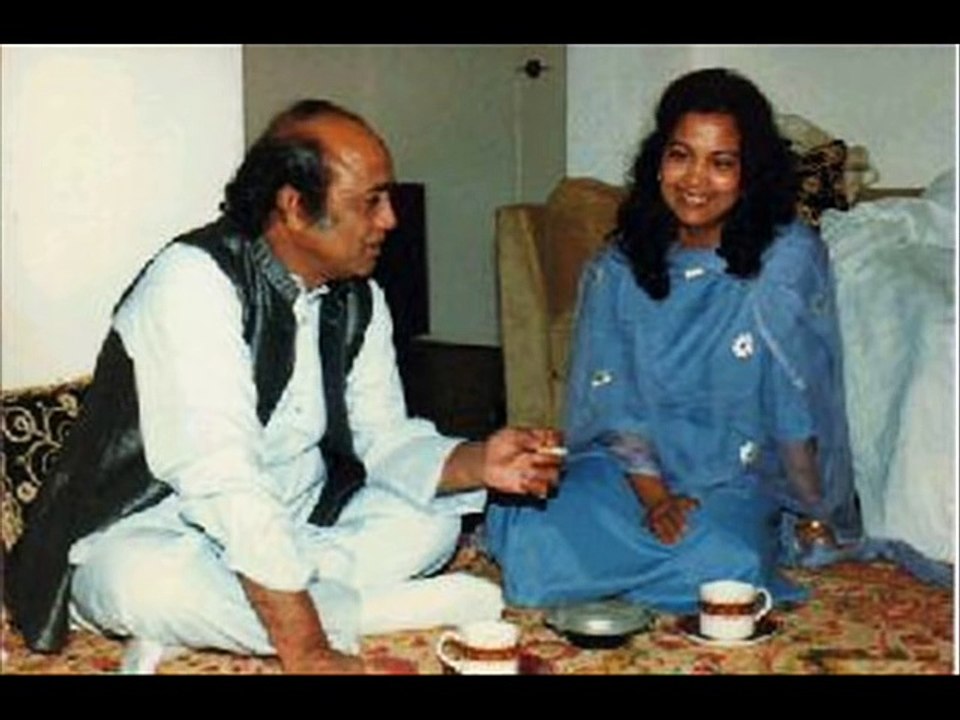 Mehdi Hassan Live --- Rafta Rafta Woh Meri {Rare Version}