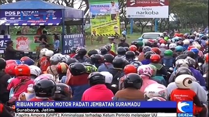 Ribuan Pemudik Motor Padati Jembatan Suramadu