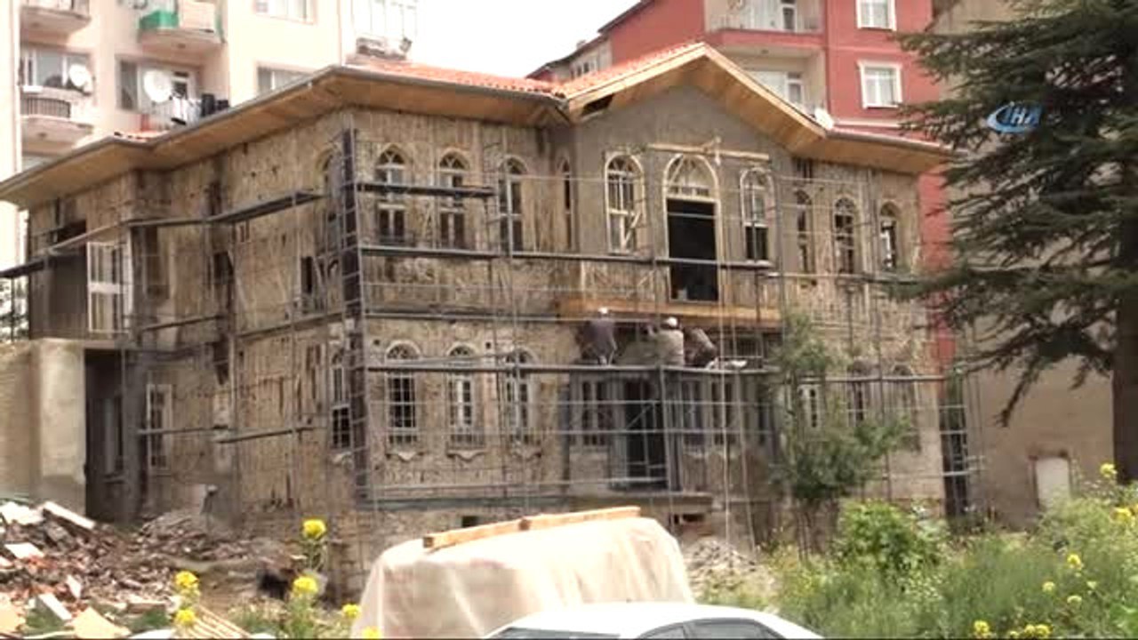 Tarihi Konaklar Restore Edilerek Turizme Kazandırılıyor