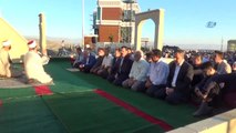 Bakan Tüfenkci Bayram Namazını Namazgat'ta Kıldı