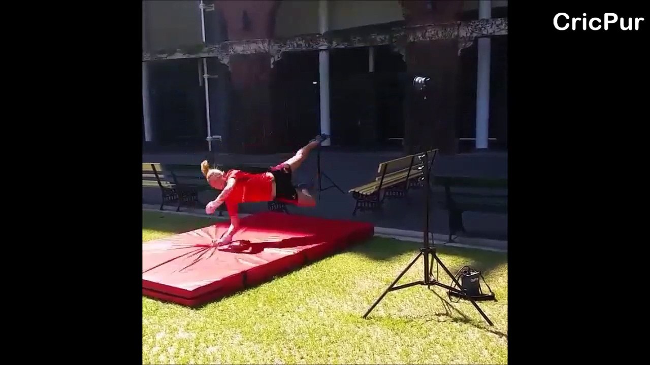 SARAH TAYLOR doing a CATCHING practice | CriPur