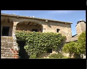 A deux pas de Nant en Aveyron région Occitanie, le Larzac immensité où il faut se perdre un peu pour le comprendre.