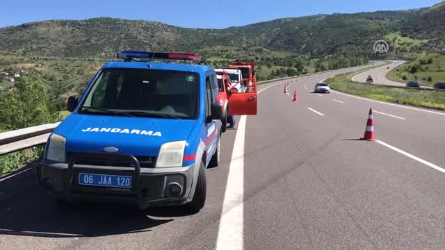 Tatil Yolunda Trafik Kazası: 1 Ölü, 2 Yaralı