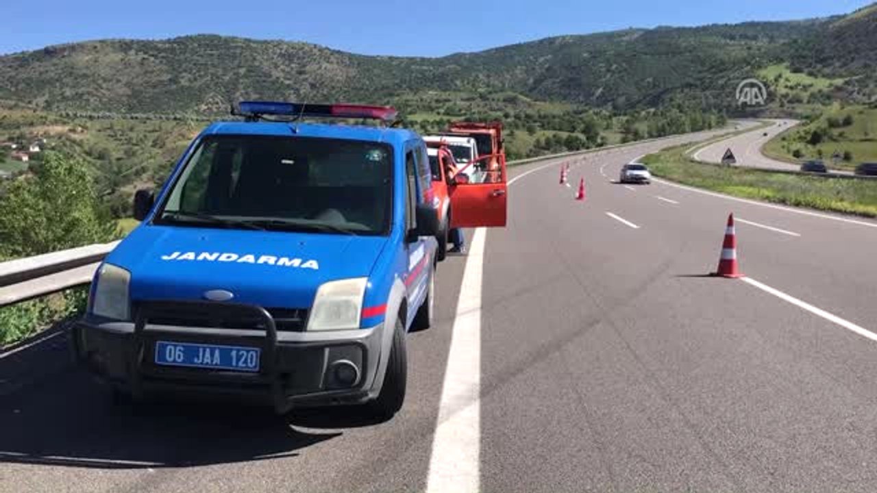 Tatil Yolunda Trafik Kazası: 1 Ölü, 2 Yaralı
